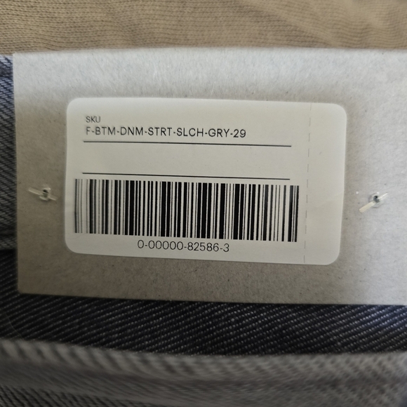 NWT Everlane The Relaxed Straight Denim Jeans 29 Gray Button Fly Organic Cotton - Picture 8 of 10